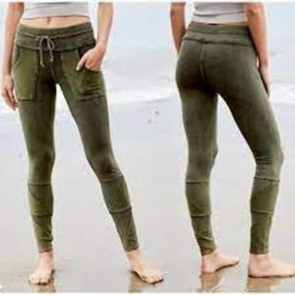 NWOT FP Movement Kyoto Leggings - Picture 2 of 2